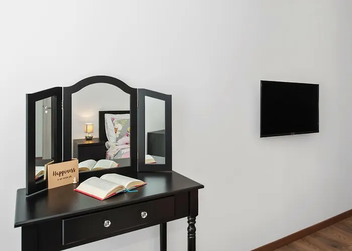 Apartament Comfortable 3-bedroom With Balcony And Fast Wi-fi - 10 Minutes From Old Town *